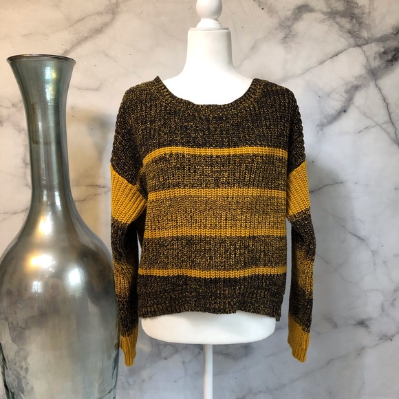 bdg sweater
